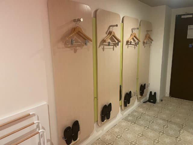 舞浜駅周辺にある三井ガーデンホテルのハンガー