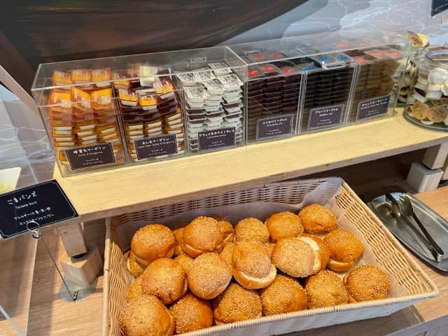 舞浜駅周辺にある三井ガーデンホテルのごまバンズ