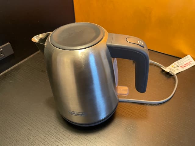 舞浜駅周辺にあるヒルトン東京ベイのヒルトンルームのケトル