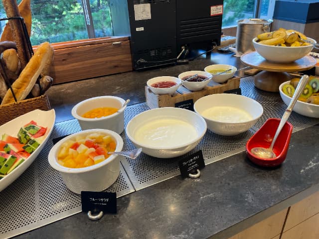 舞浜駅周辺にあるヒルトン東京ベイのフルーツカクテル