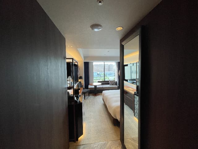 ハイアットリージェンシー東京ベイのデラックスキング入り口付近