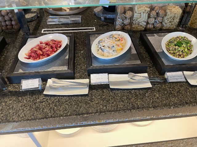 ハイアットリージェンシー東京ベイの枝豆・アボカド・バジルのキヌア