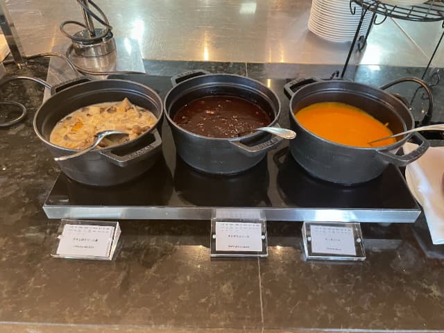 ハイアットリージェンシー東京ベイのオムレツにかけるソース