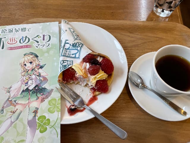 SUZUの森caféさんの苺クレープ風のとて焼き