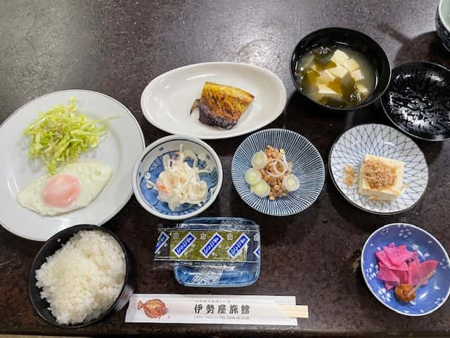 伊勢屋旅館の朝食