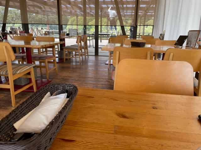 ファームカフェの店内